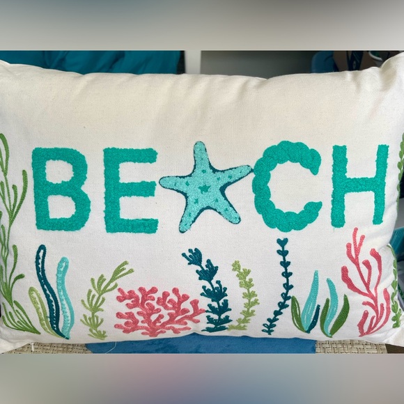 Nourison Mina Victory Life Styles Coastal Throw Pillow - Picture 2 of 5